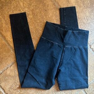 T Party Mineral Washed Leggings